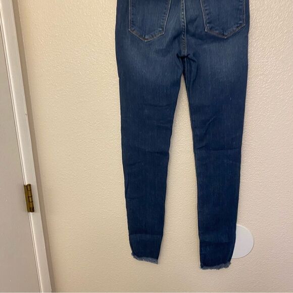 JustUSA mid high rise frayed hem stretch skinny jeans dark wash size 26 /28L - Picture 2 of 11